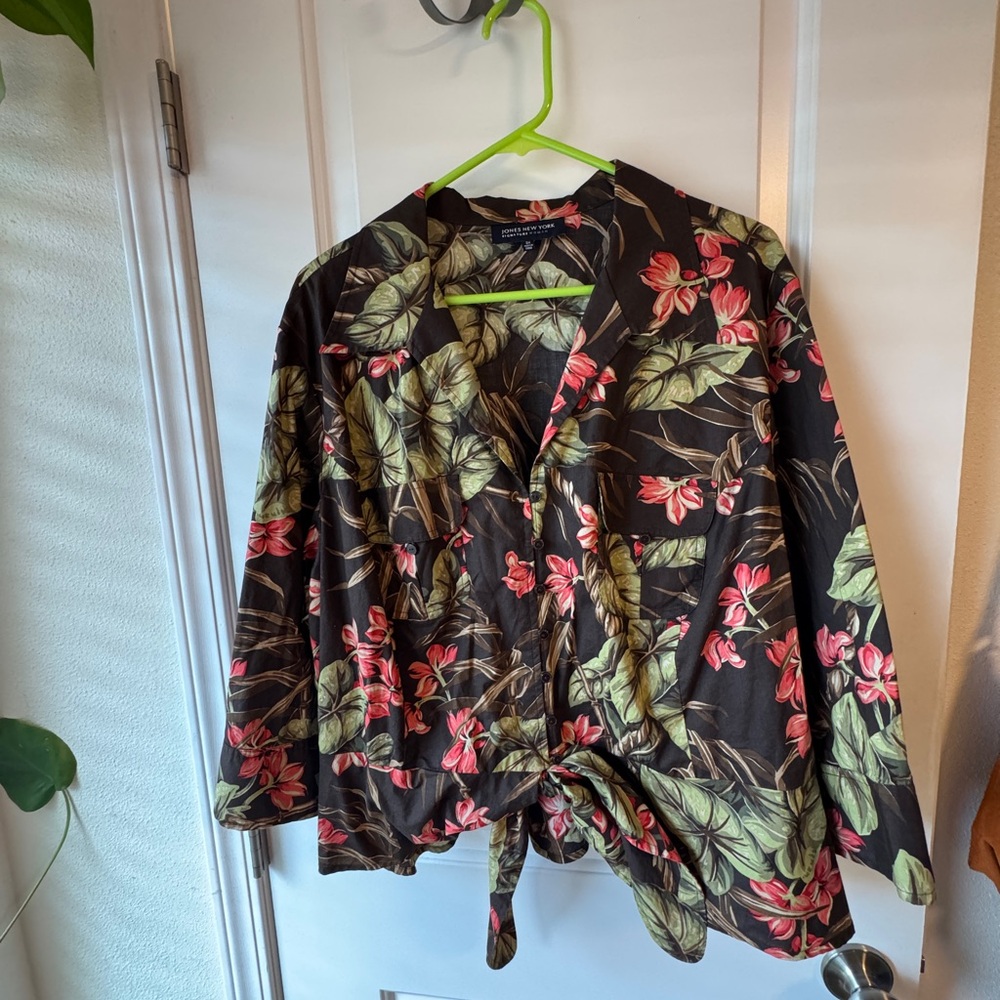 Floral cropped top